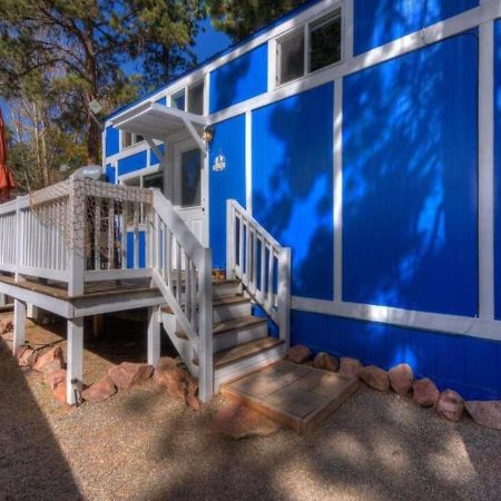 וודלנד פארק Ashore The Clouds Glamping Awaits מראה חיצוני תמונה
